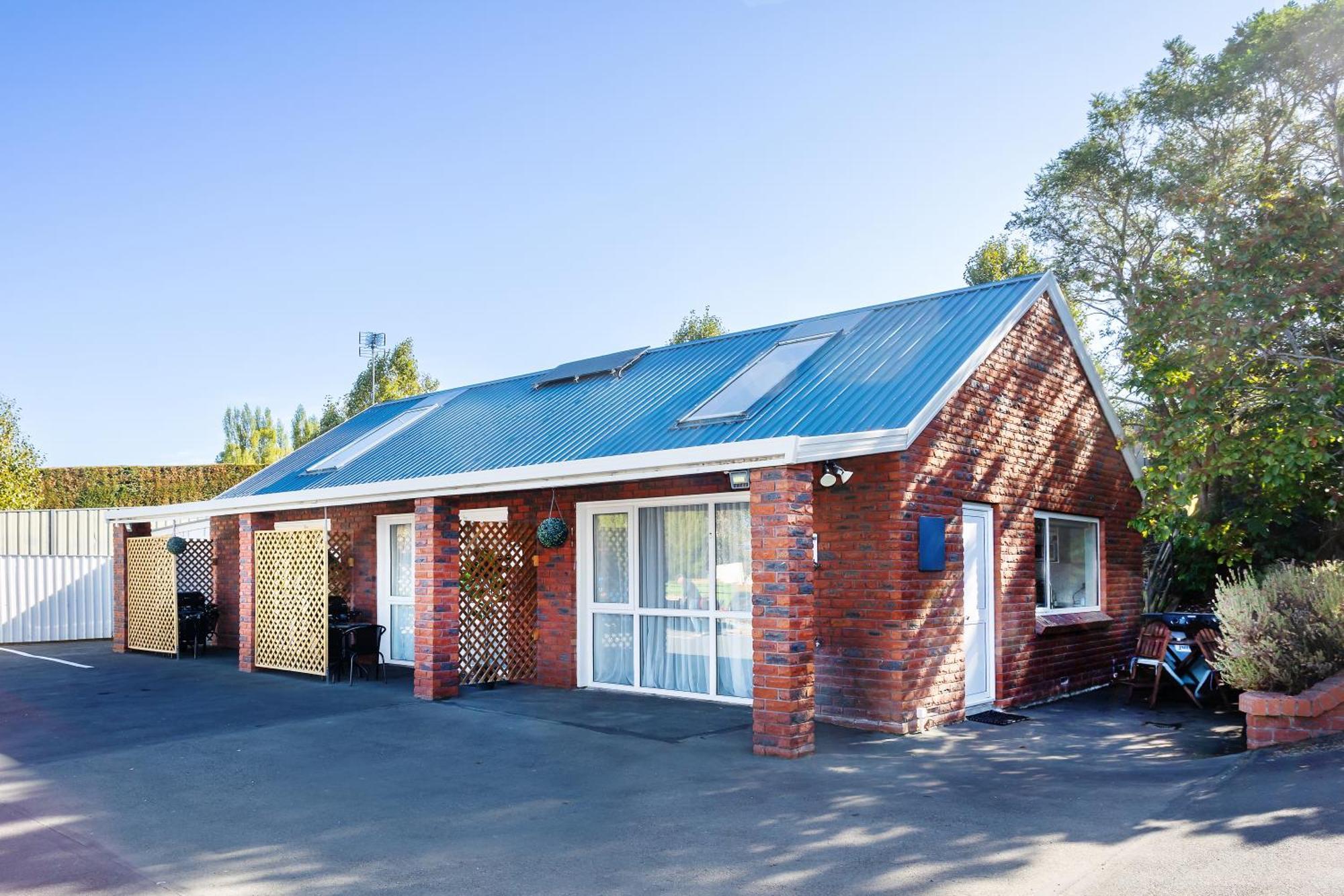 Superior Dunedin Apartments Екстериор снимка