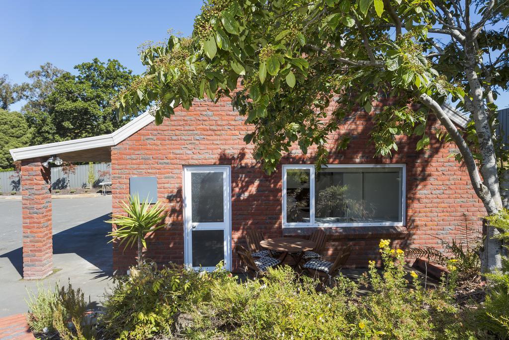 Superior Dunedin Apartments Екстериор снимка